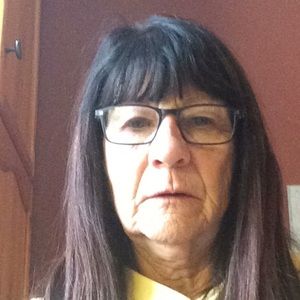 Meet your Posher, Liz